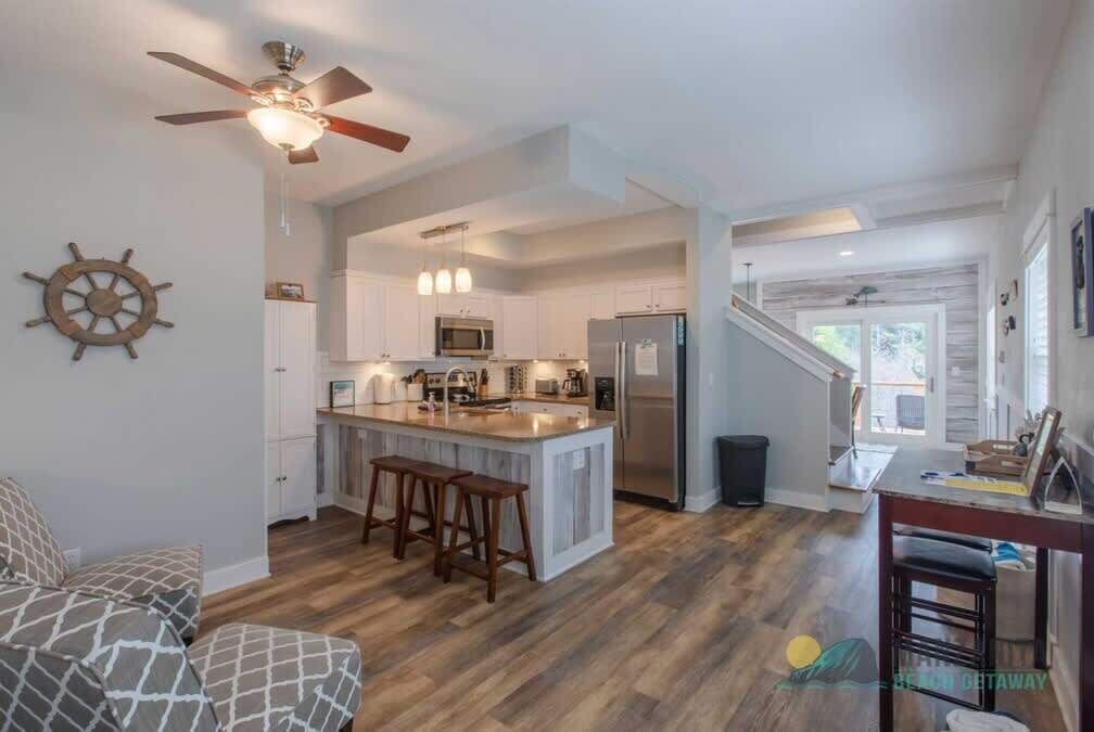 Photo of Kitchen in Manzanita