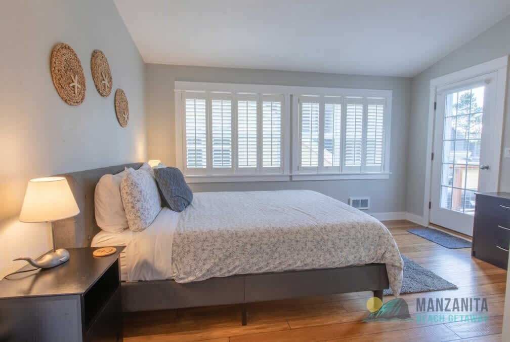 Photo of Bedroom in Manzanita