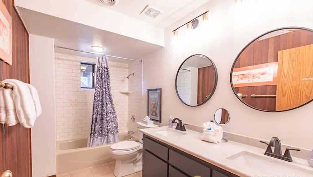 Photo of Bathroom in Manzanita