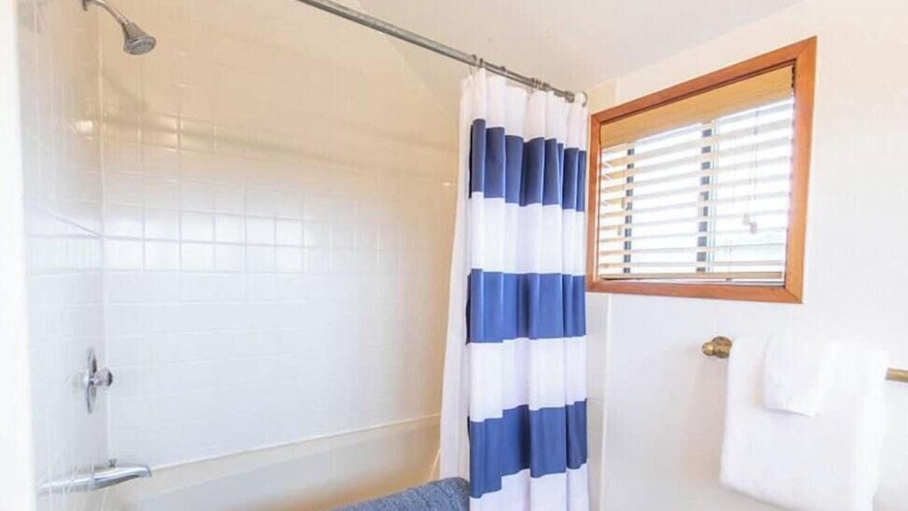 Photo of Bathroom in Manzanita