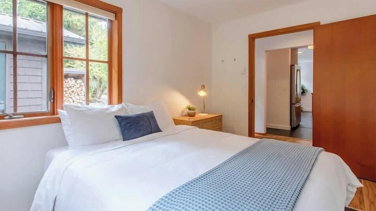 Photo of Bedroom in Neahkahnie Beach