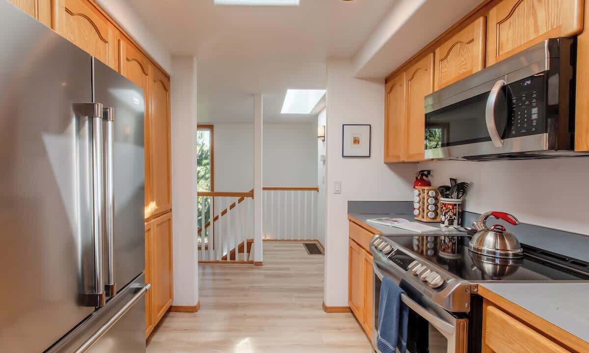Photo of Kitchen in Manzanita