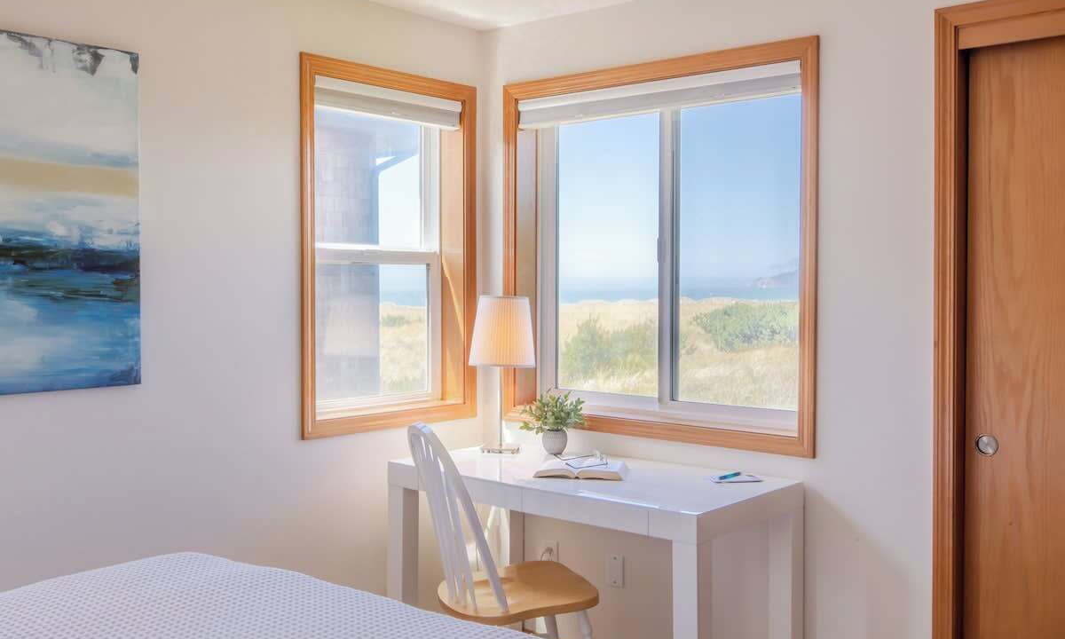 Photo of Bedroom in Manzanita