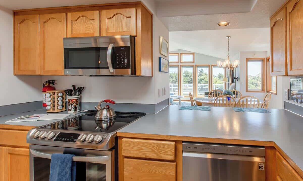 Photo of Kitchen in Manzanita