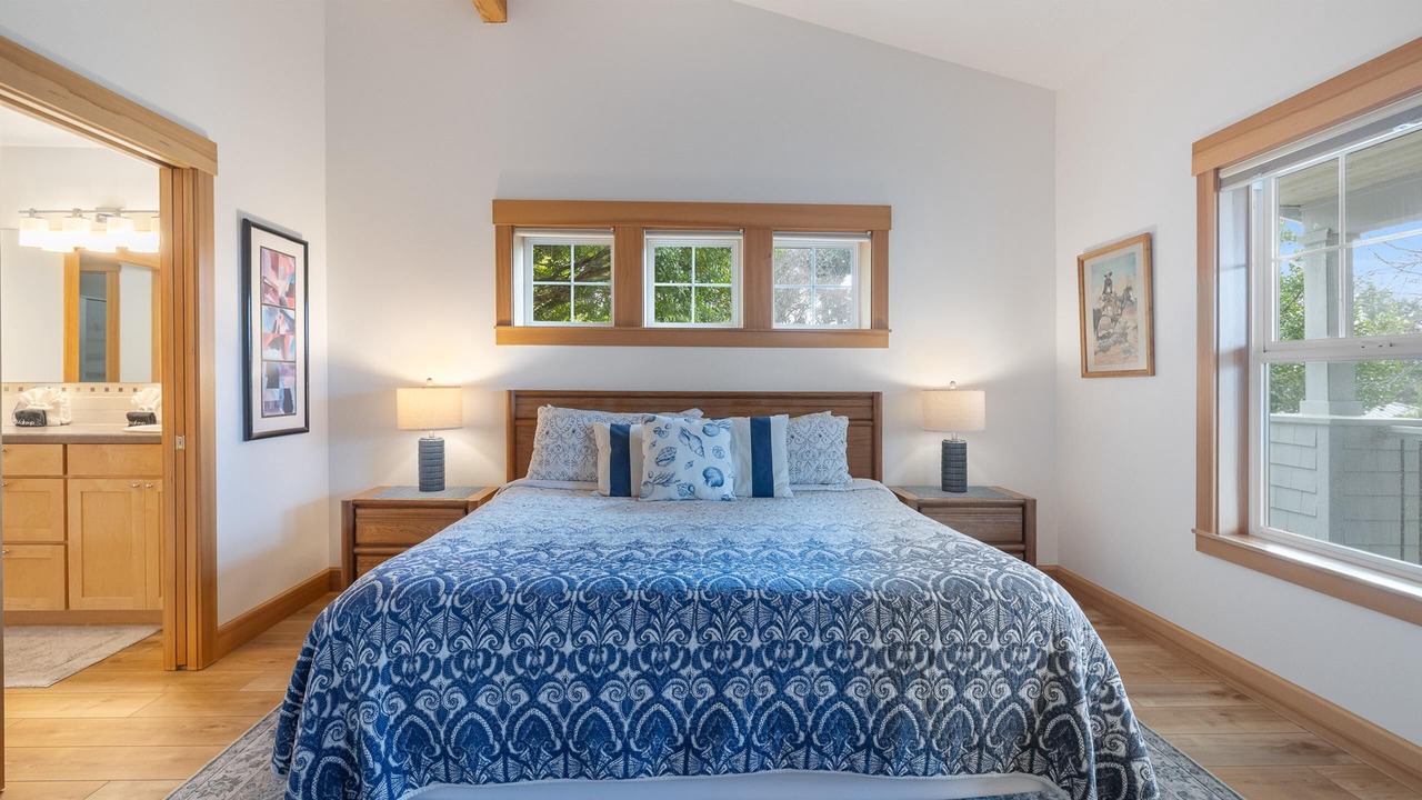 Photo of Bedroom in Neahkahnie Beach