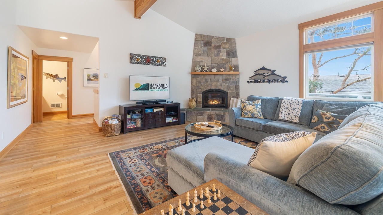 Photo of Livingroom in Neahkahnie Beach
