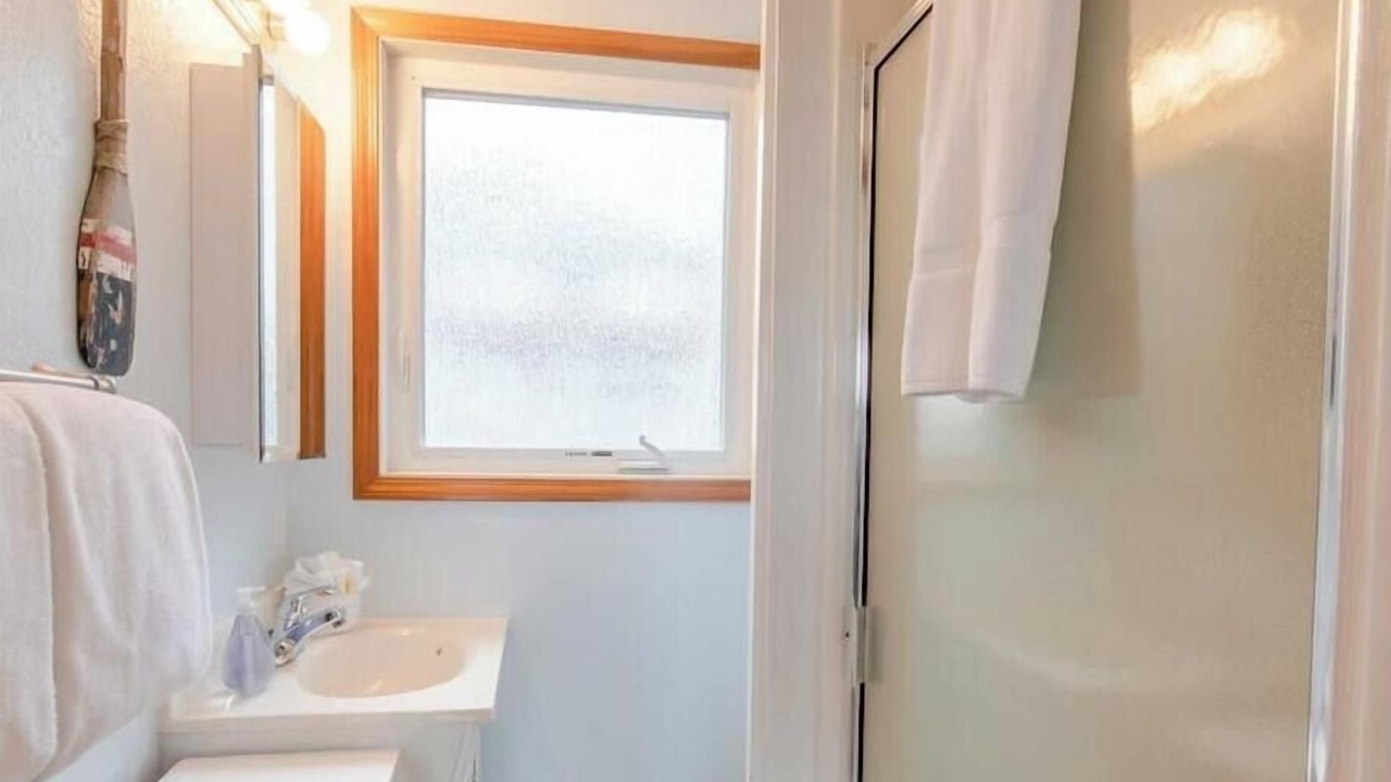 Photo of Bathroom in Neahkahnie Beach