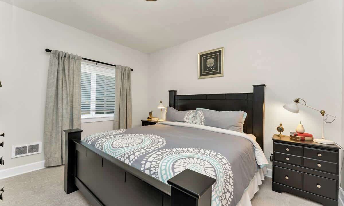 Photo of Bedroom in Manzanita