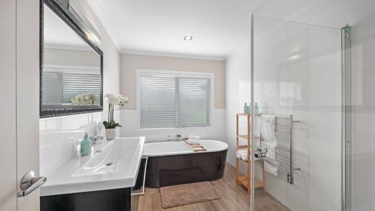 Photo of Others in Kumeu