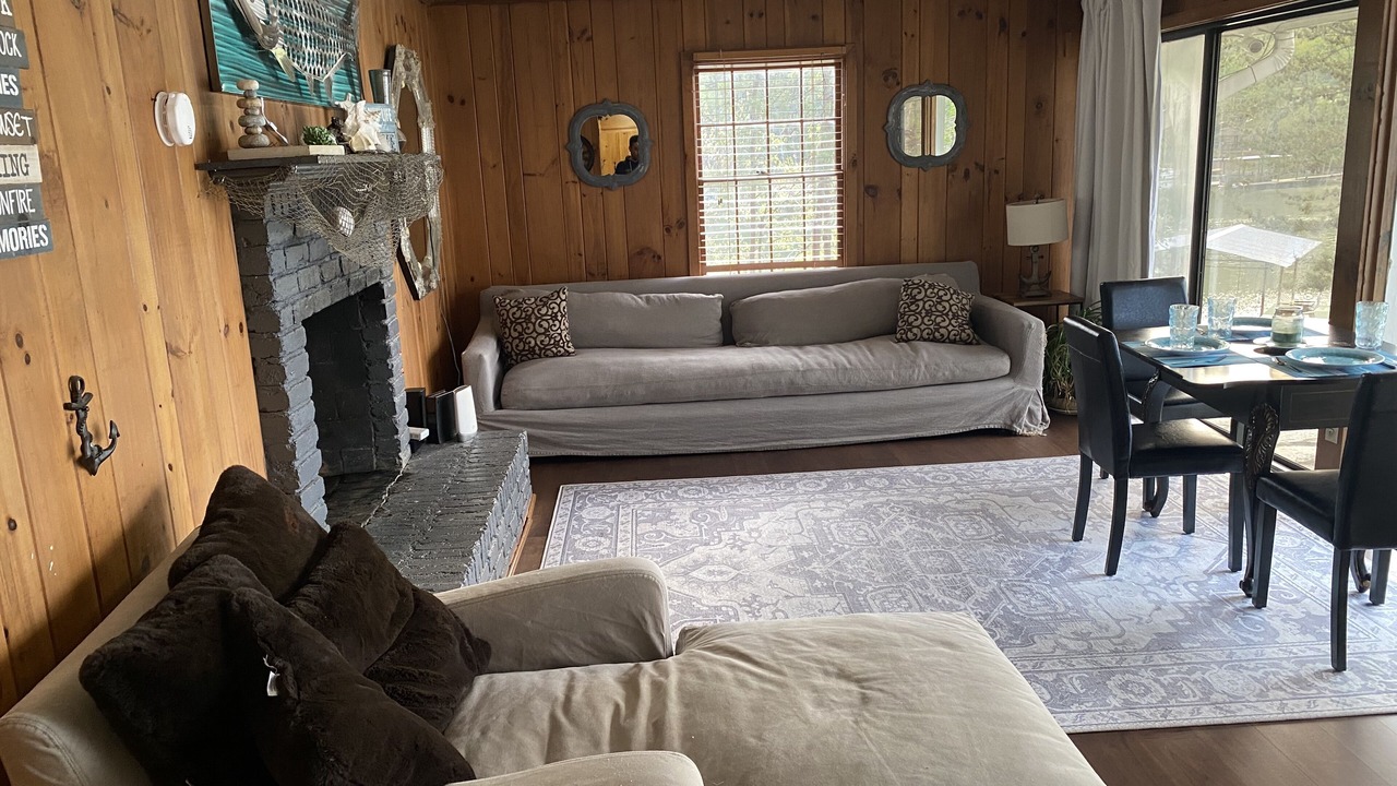 Photo of Livingroom in Gainesville