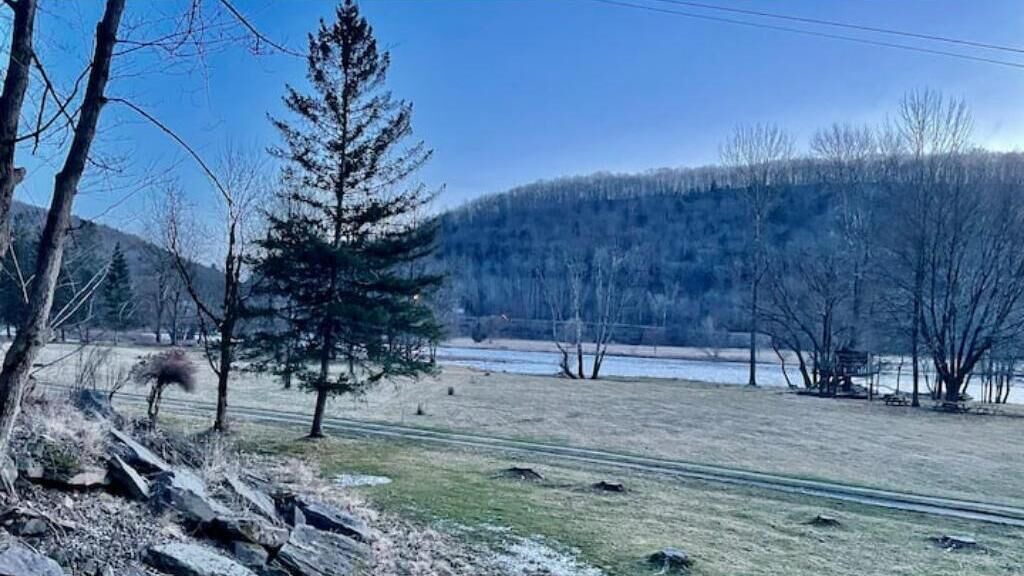 Photo of Others in Hancock