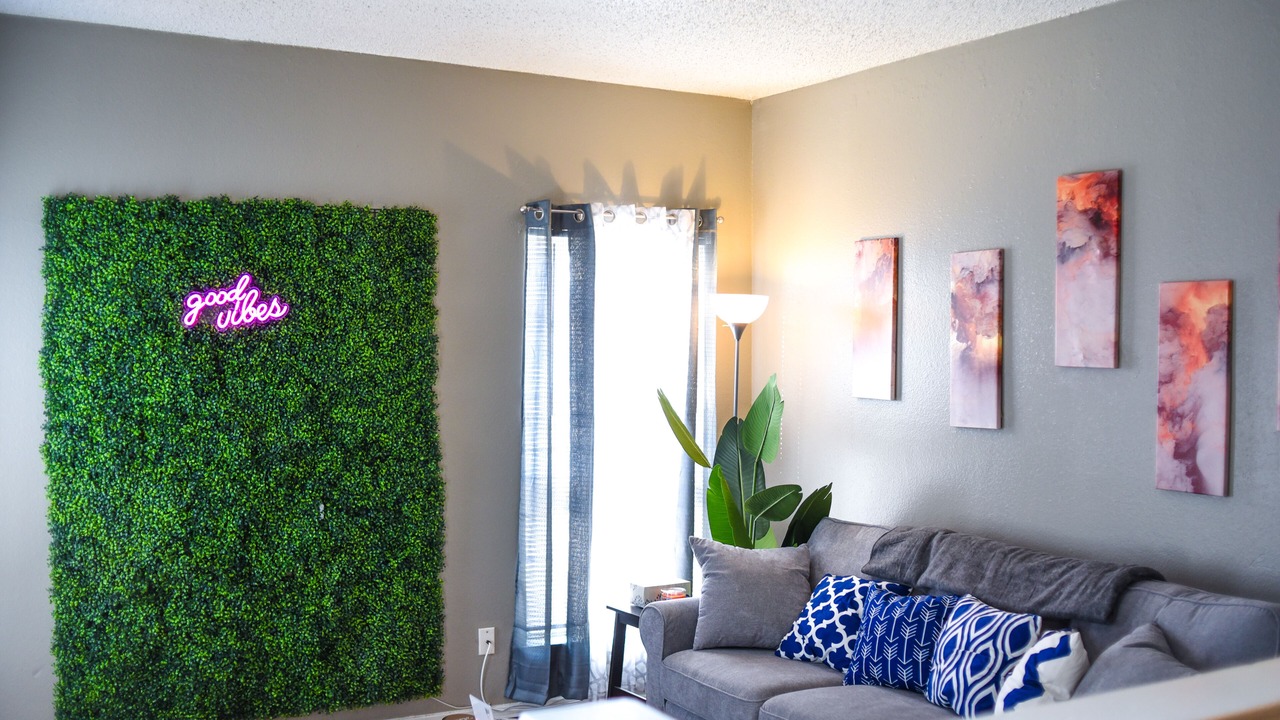 Photo of Livingroom in North Arlington