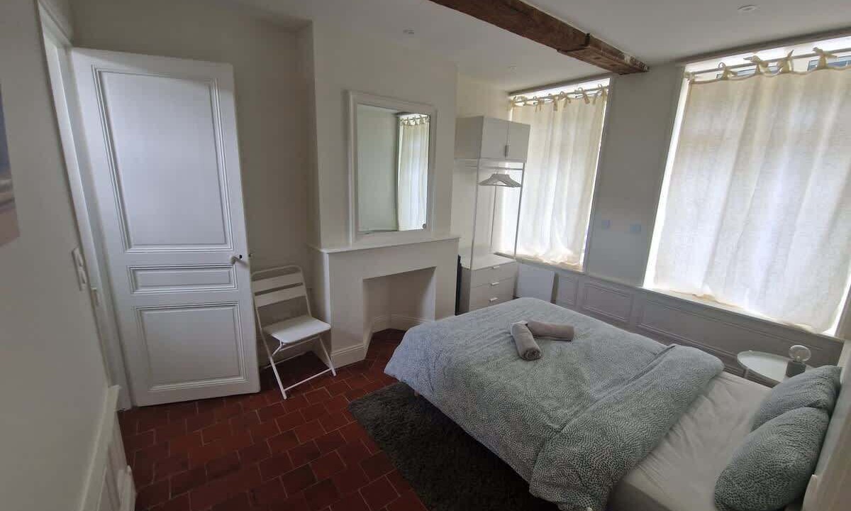 Photo of Others in Arras