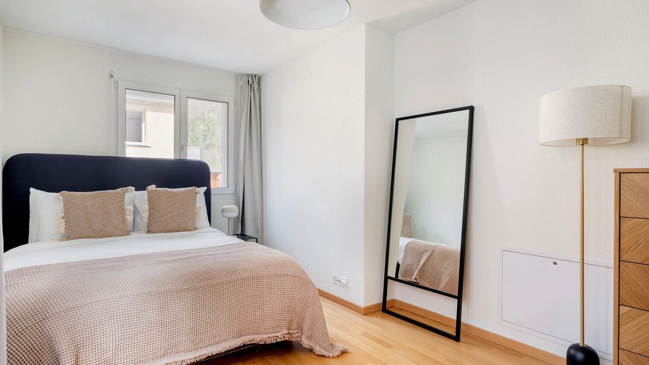 Photo of Bedroom in Center