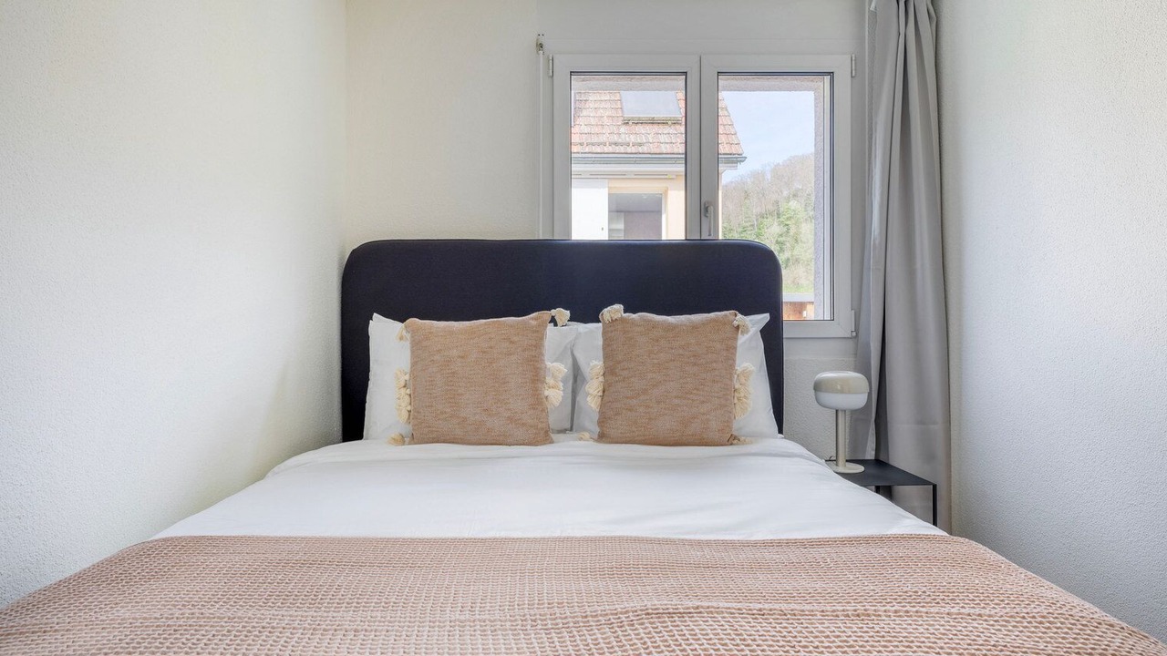 Photo of Bedroom in Center