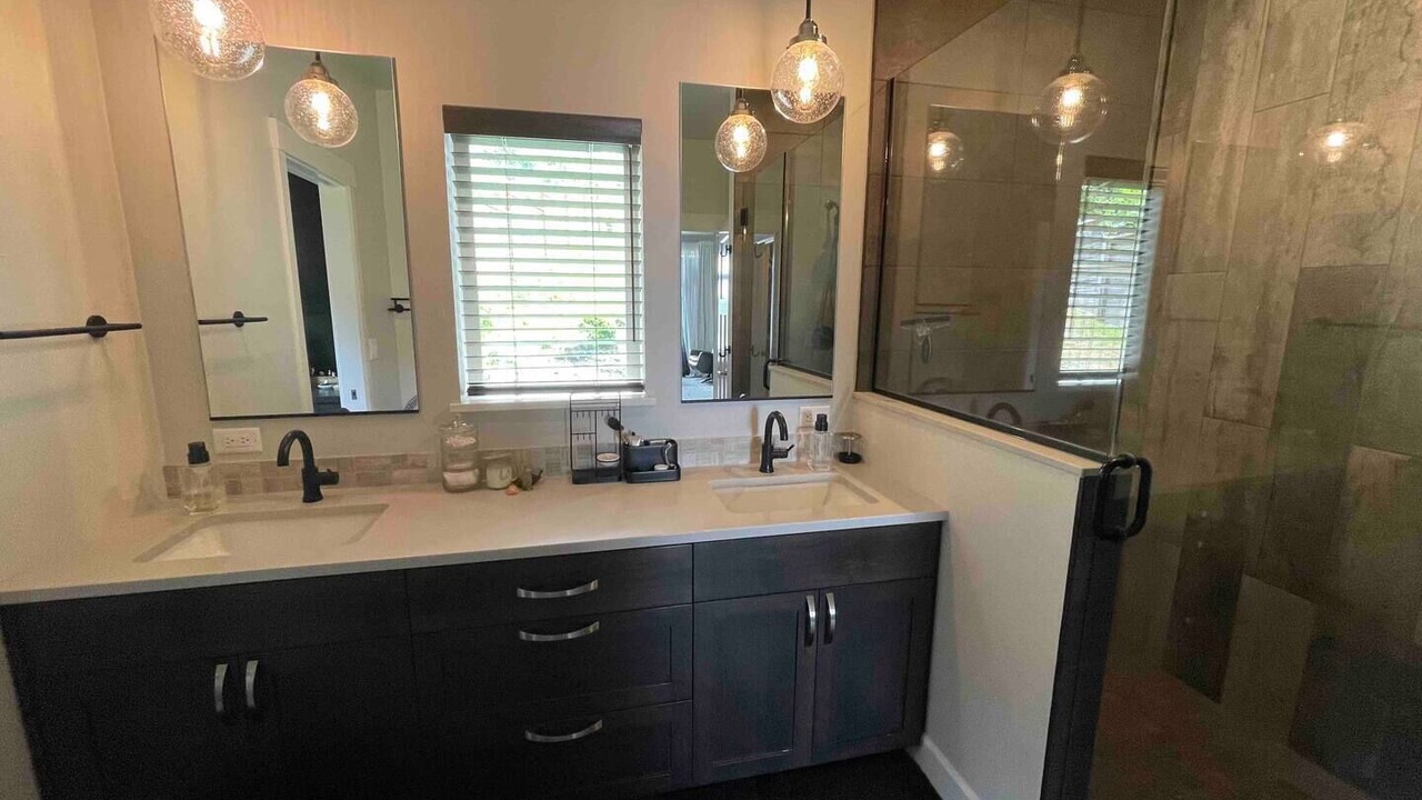 Photo of Bathroom in South Hills
