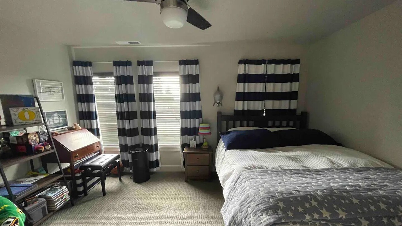 Photo of Bedroom in South Hills
