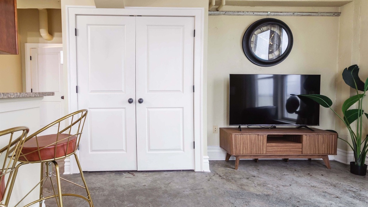 Photo of Bedroom in Downtown Springfield