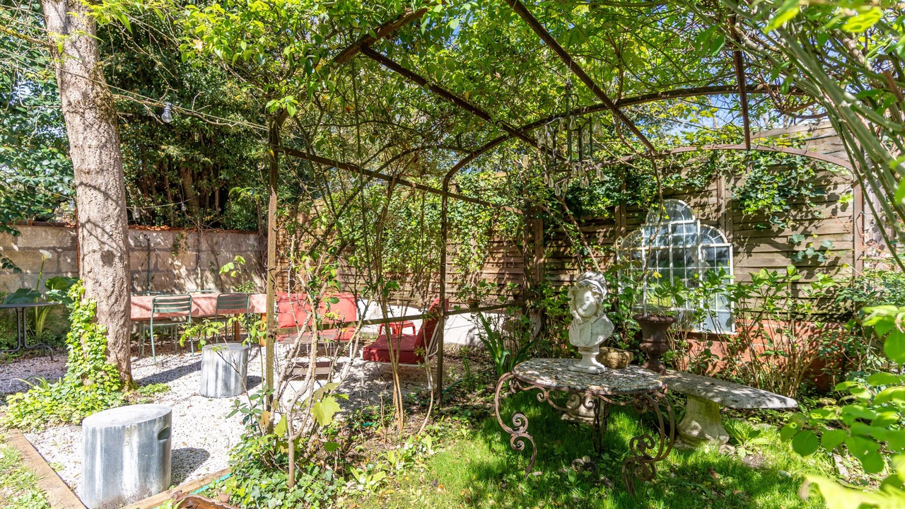 Photo of Patio Balcony in Saint Genes