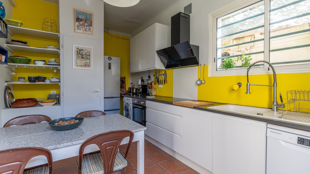 Photo of Kitchen in Saint Genes