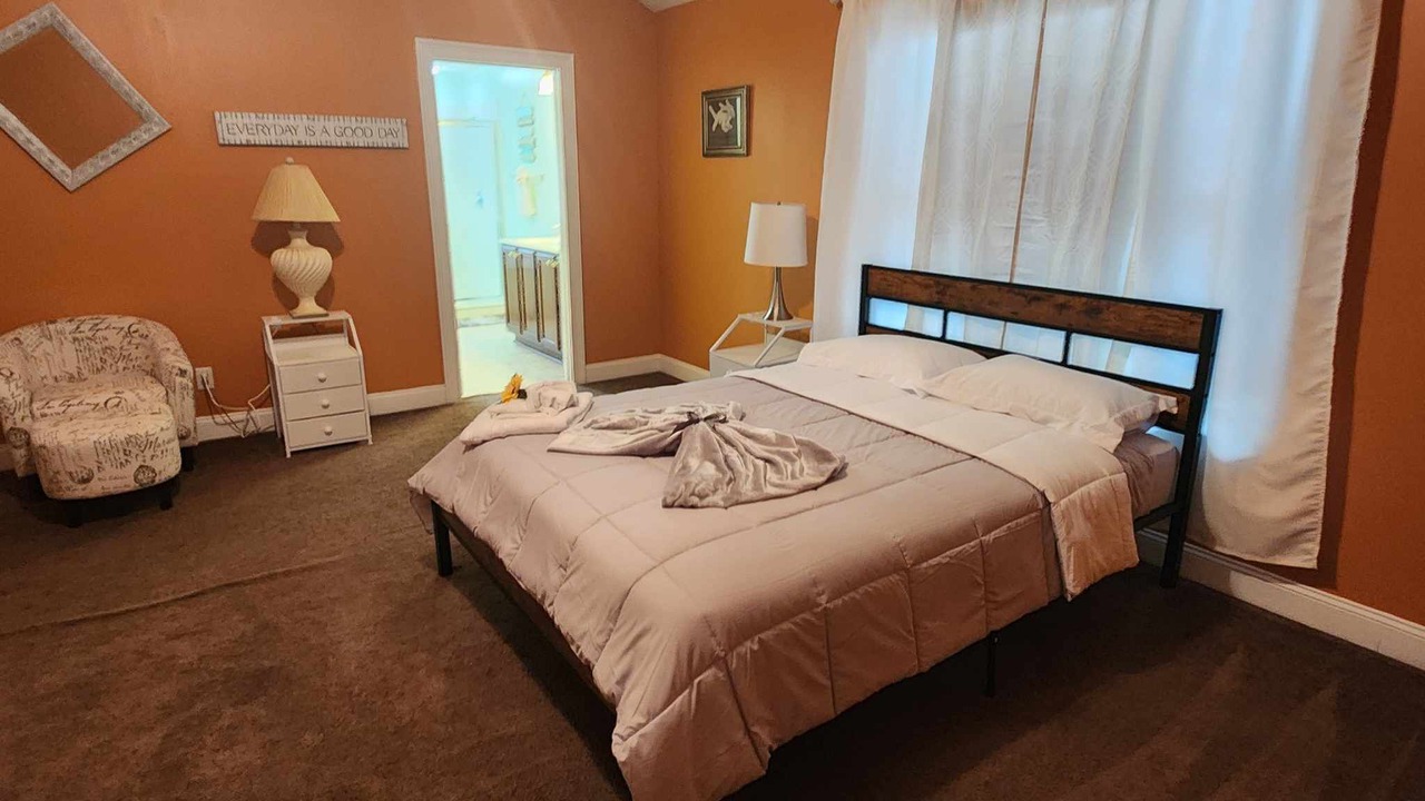 Photo of Bedroom in Richmond Hill