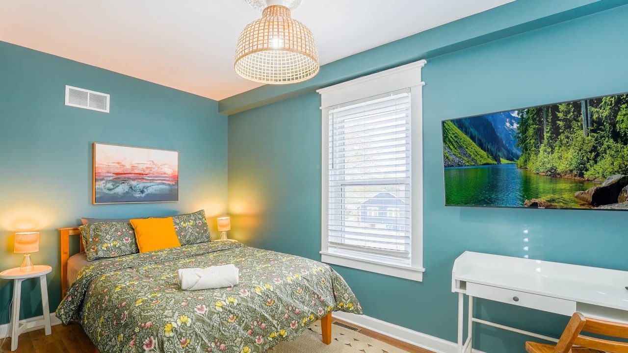 Photo of Bedroom in St. Charles Historic District
