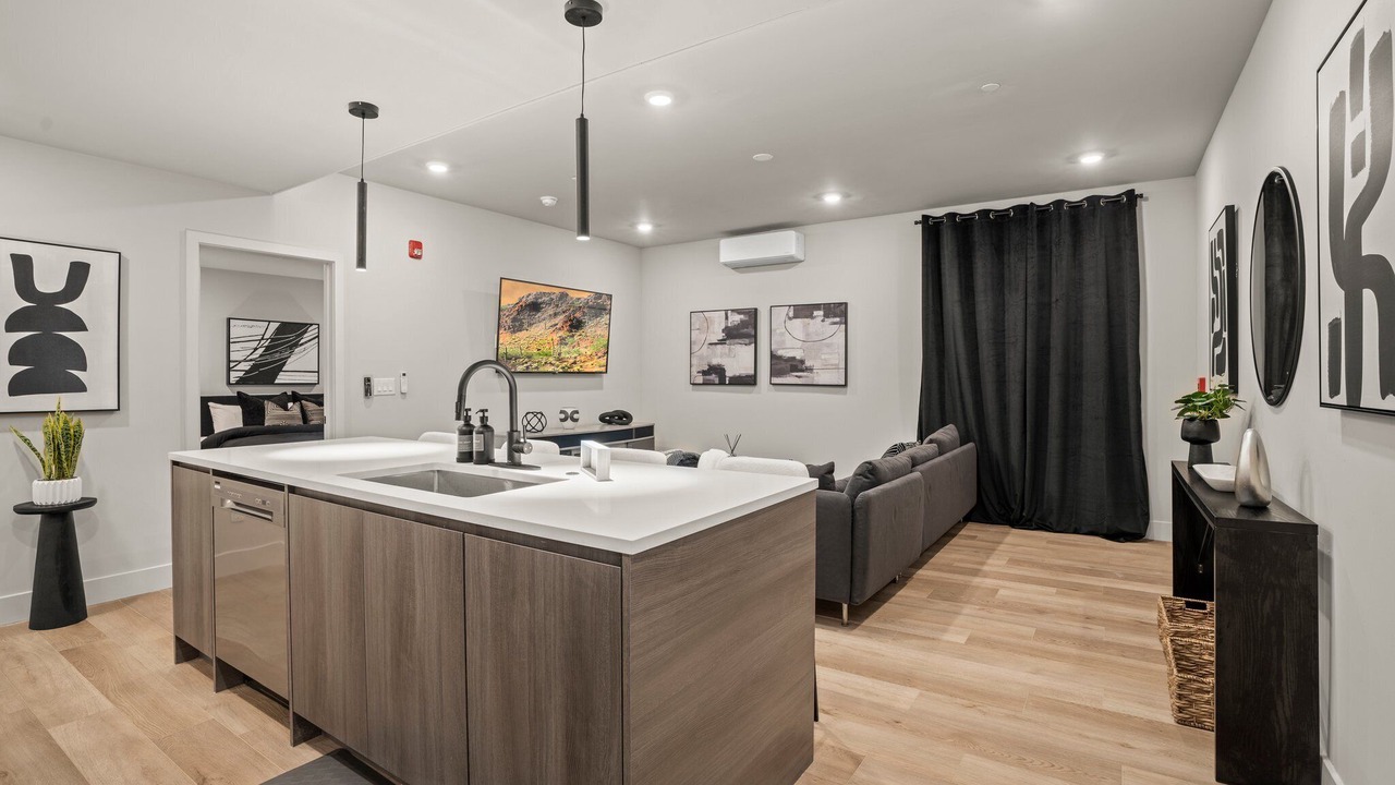 Photo of Others in Mantua