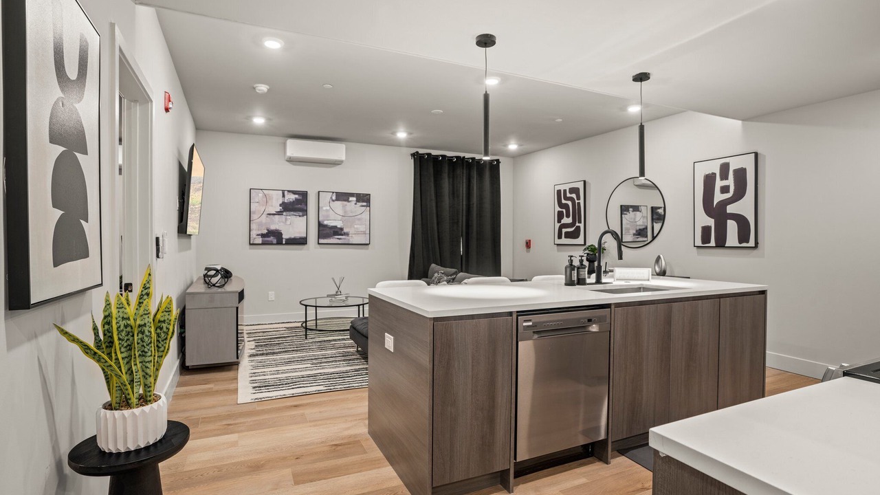 Photo of Others in Mantua