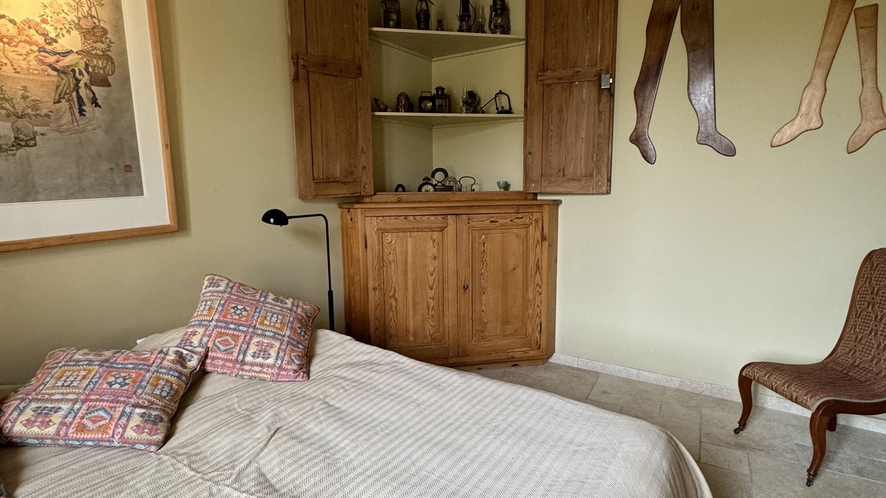 Photo of Bedroom in Montaren-et-Saint-Mediers