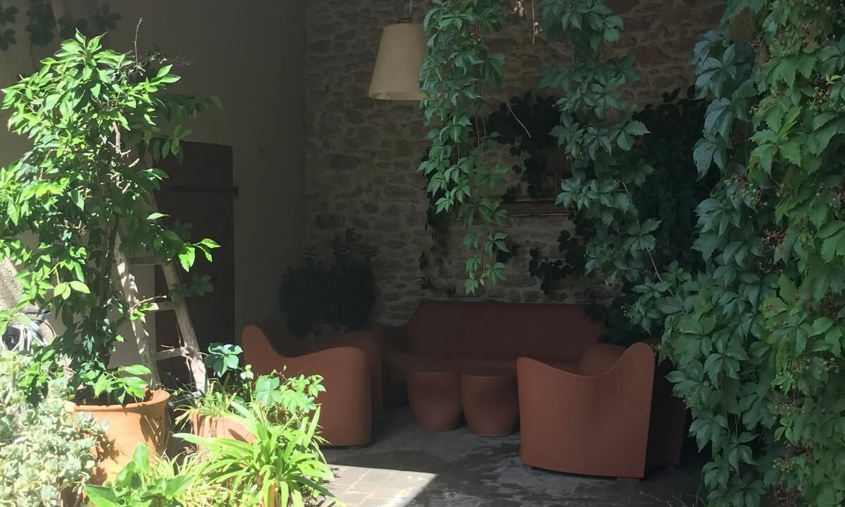 Photo of Patio Balcony in Montaren-et-Saint-Mediers