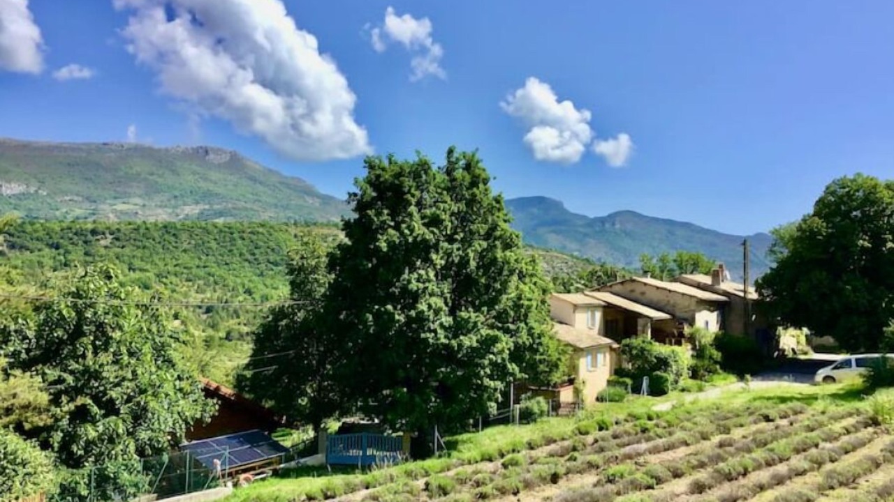 Photo of Outdoor in Chateauneuf-Miravail