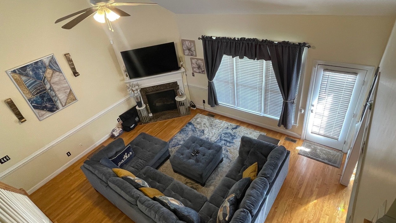 Photo of Livingroom in Greenville