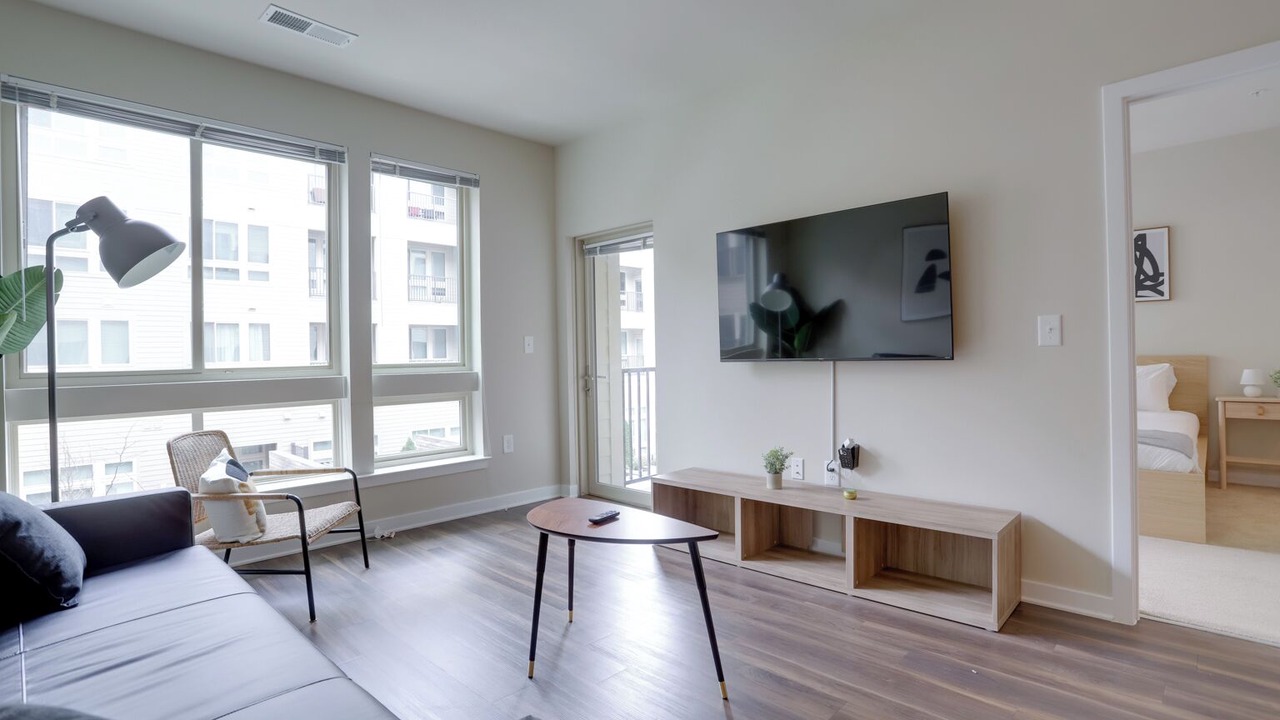 Photo of Livingroom in Jefferson Manor