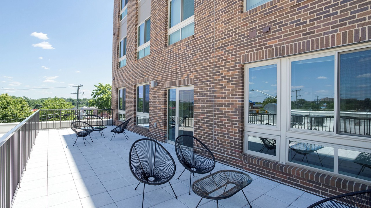 Photo of Patio Balcony in Jefferson Manor