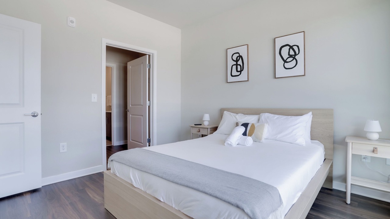 Photo of Bedroom in Jefferson Manor