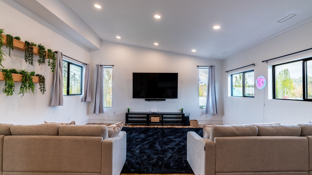 Photo of Livingroom in Southeast Eugene