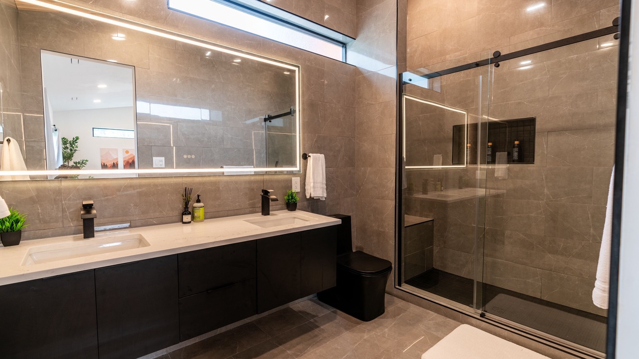 Photo of Bathroom in Southeast Eugene