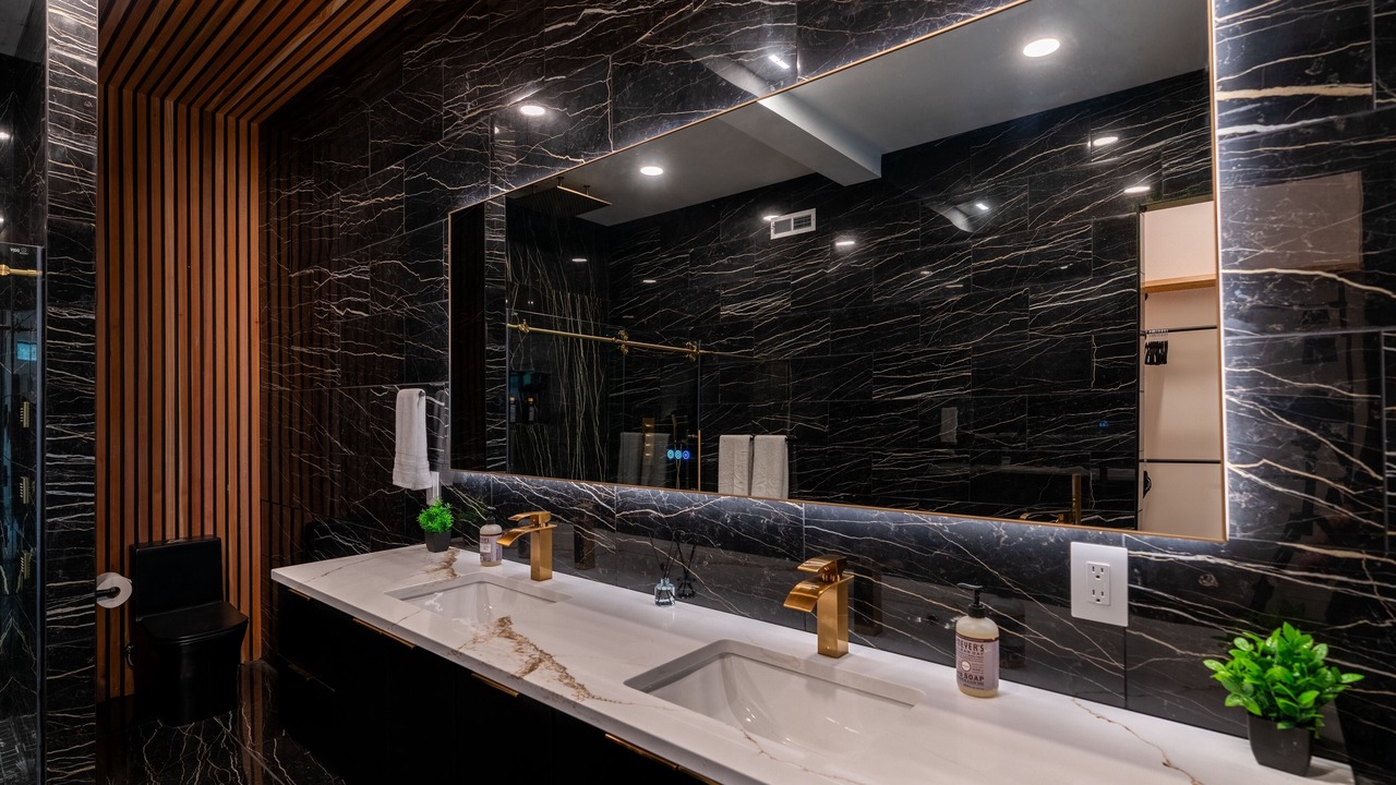 Photo of Bathroom in Southeast Eugene