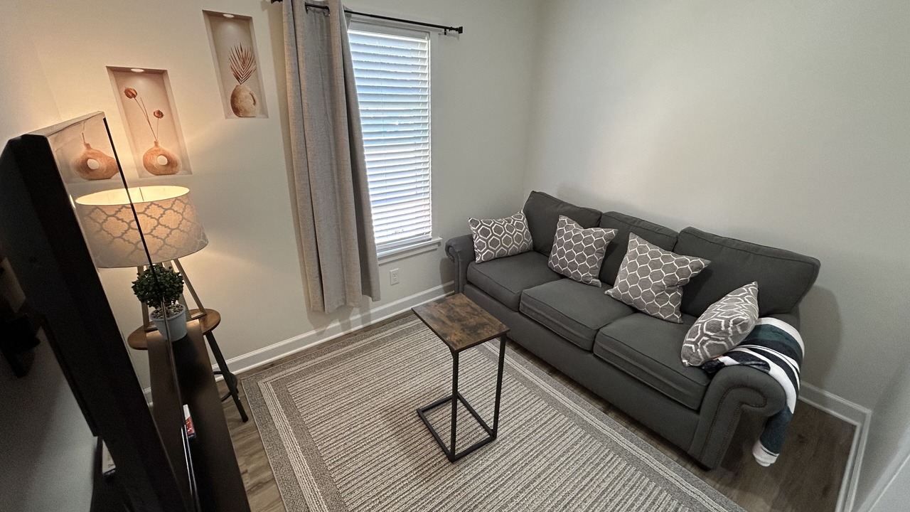 Photo of Livingroom in Lawrenceville