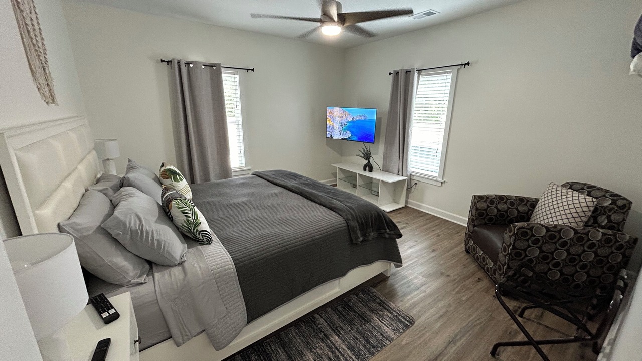Photo of Bedroom in Lawrenceville