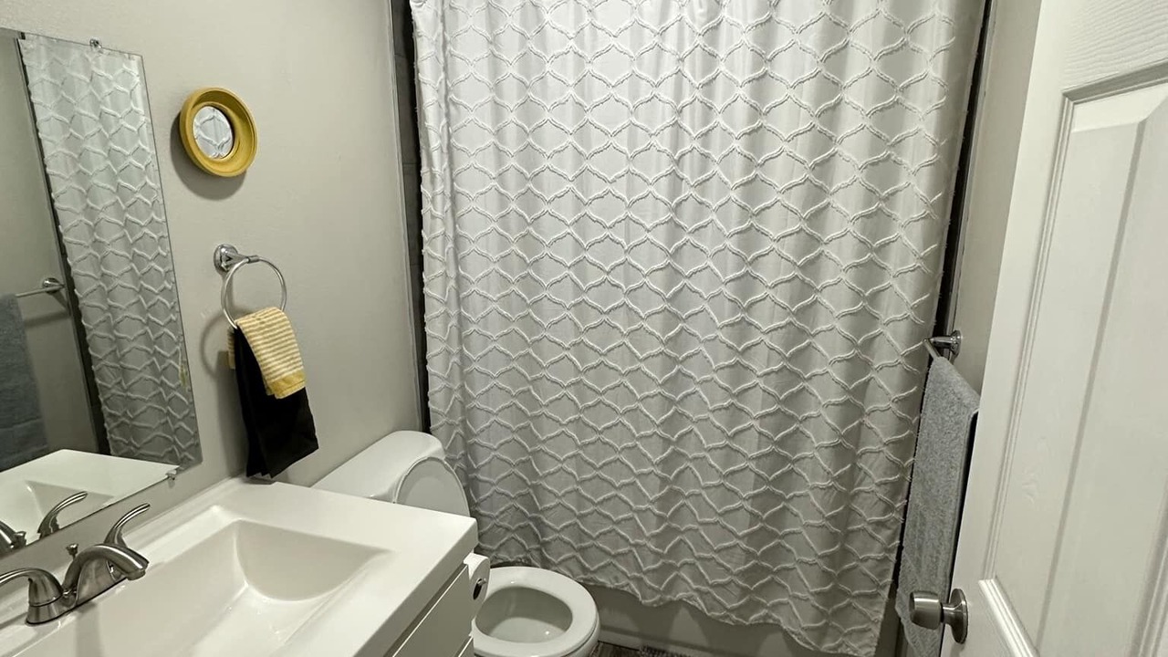 Photo of Bathroom in West Tawakoni