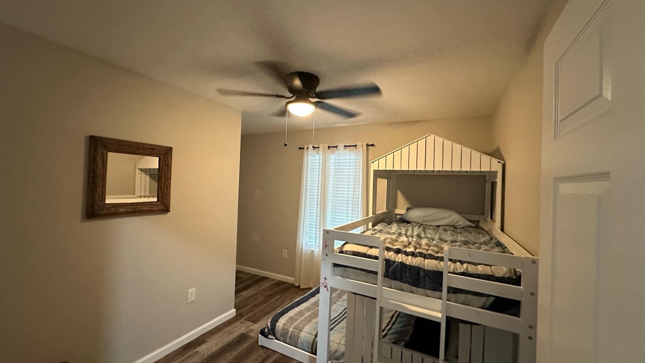 Photo of Bedroom in West Tawakoni