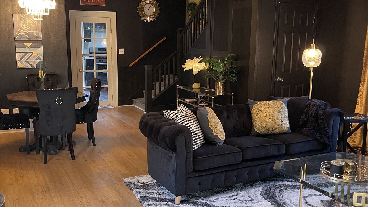 Photo of Livingroom in Central Area