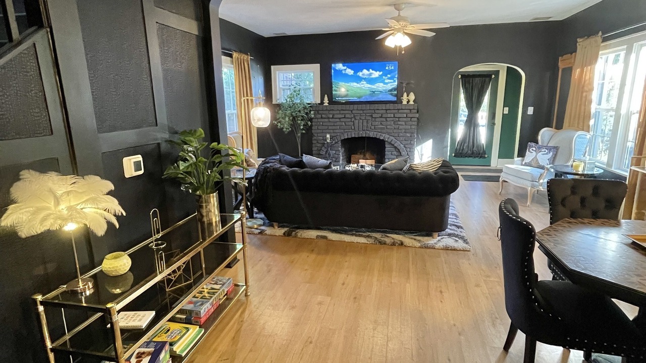 Photo of Livingroom in Central Area