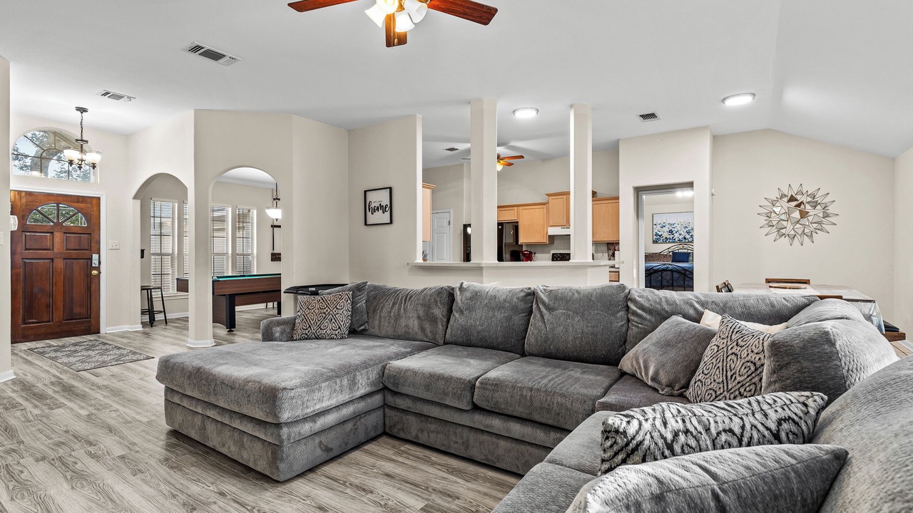 Photo of Livingroom in Braun's Farm