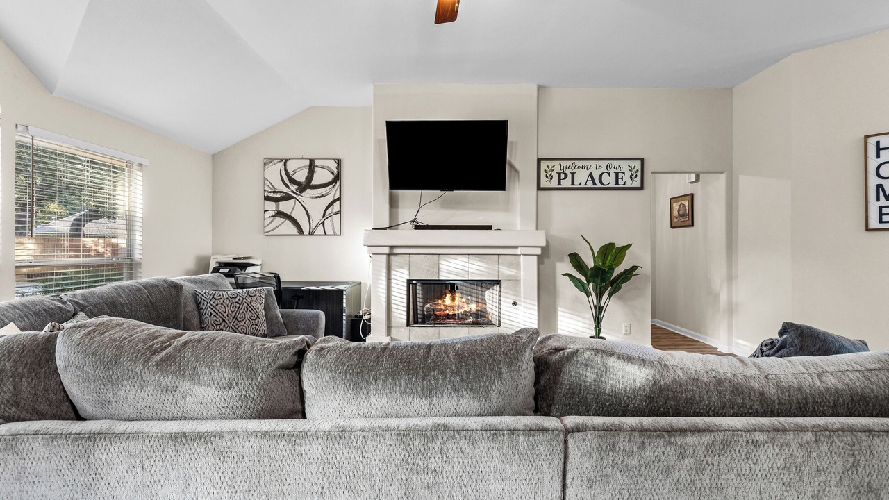 Photo of Livingroom in Braun's Farm