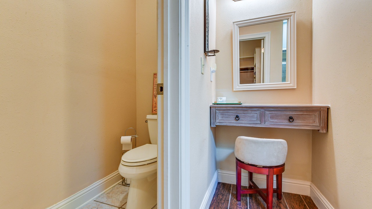 Photo of Bathroom in Broadmoor