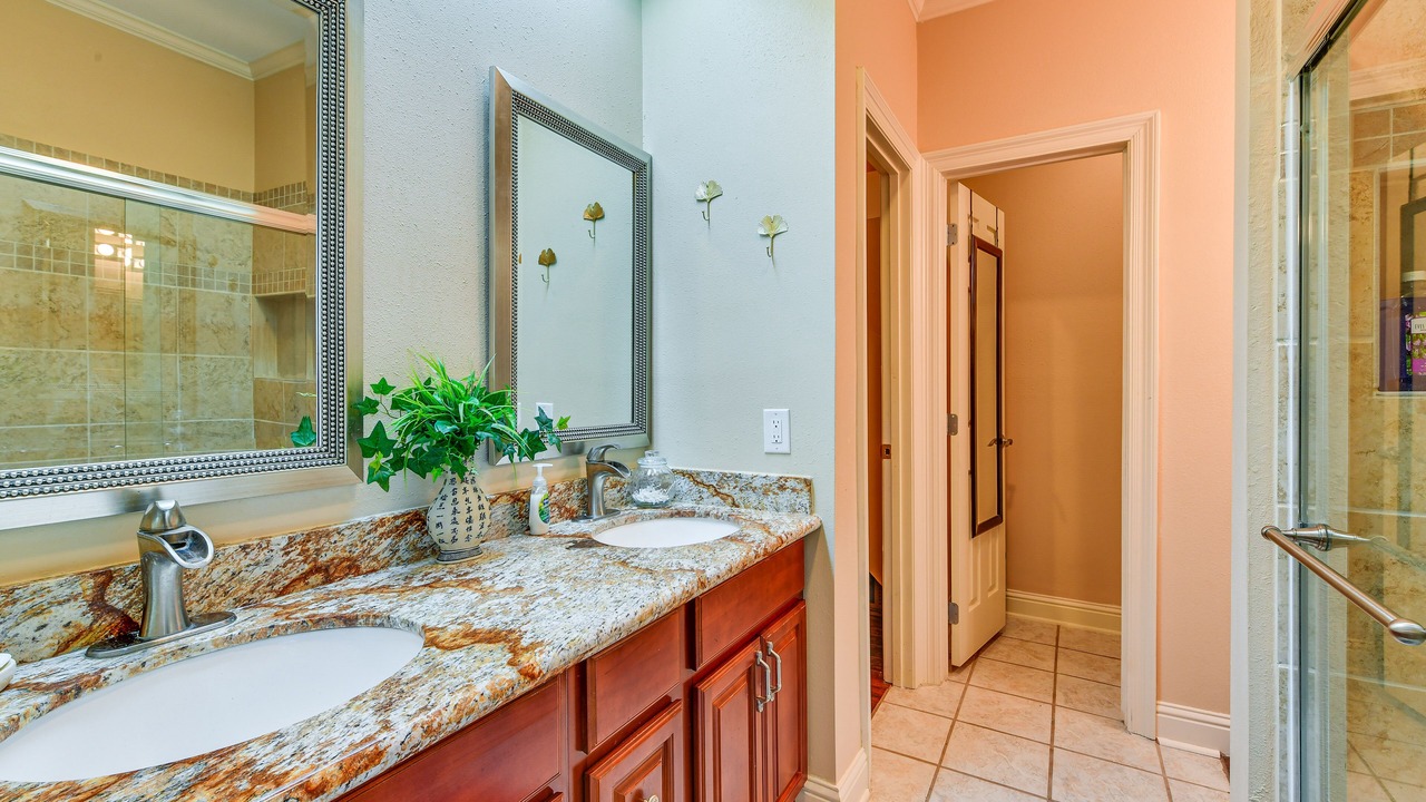 Photo of Bathroom in Broadmoor