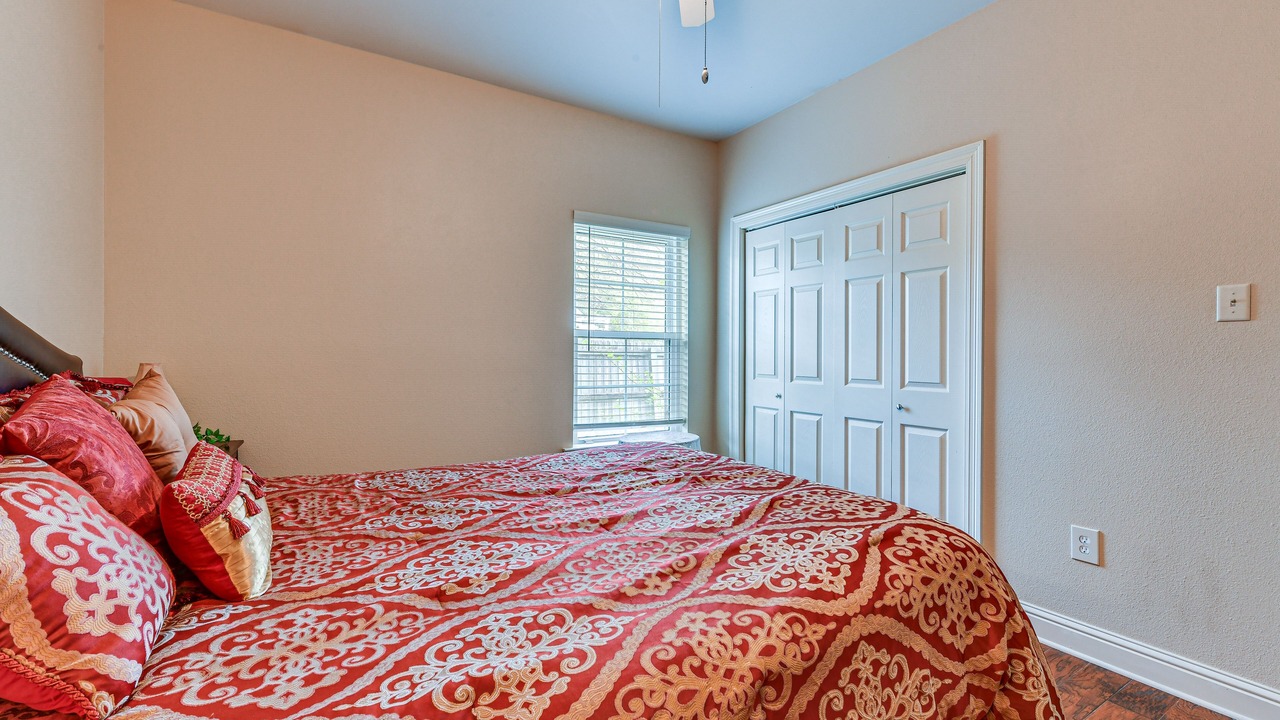Photo of Bedroom in Broadmoor