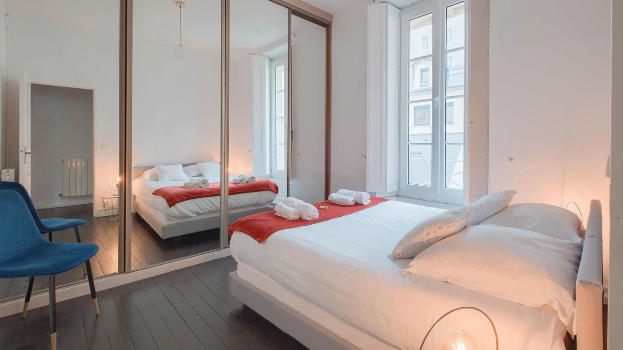 Photo of Bedroom in Laval